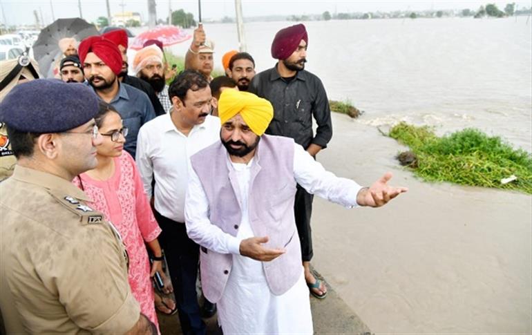 Punjab CM swings into action to take stock of relief and rescue work in flood hit areas